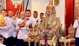 泰国王室最新爆料献花,揭秘献花背后的王室秘密